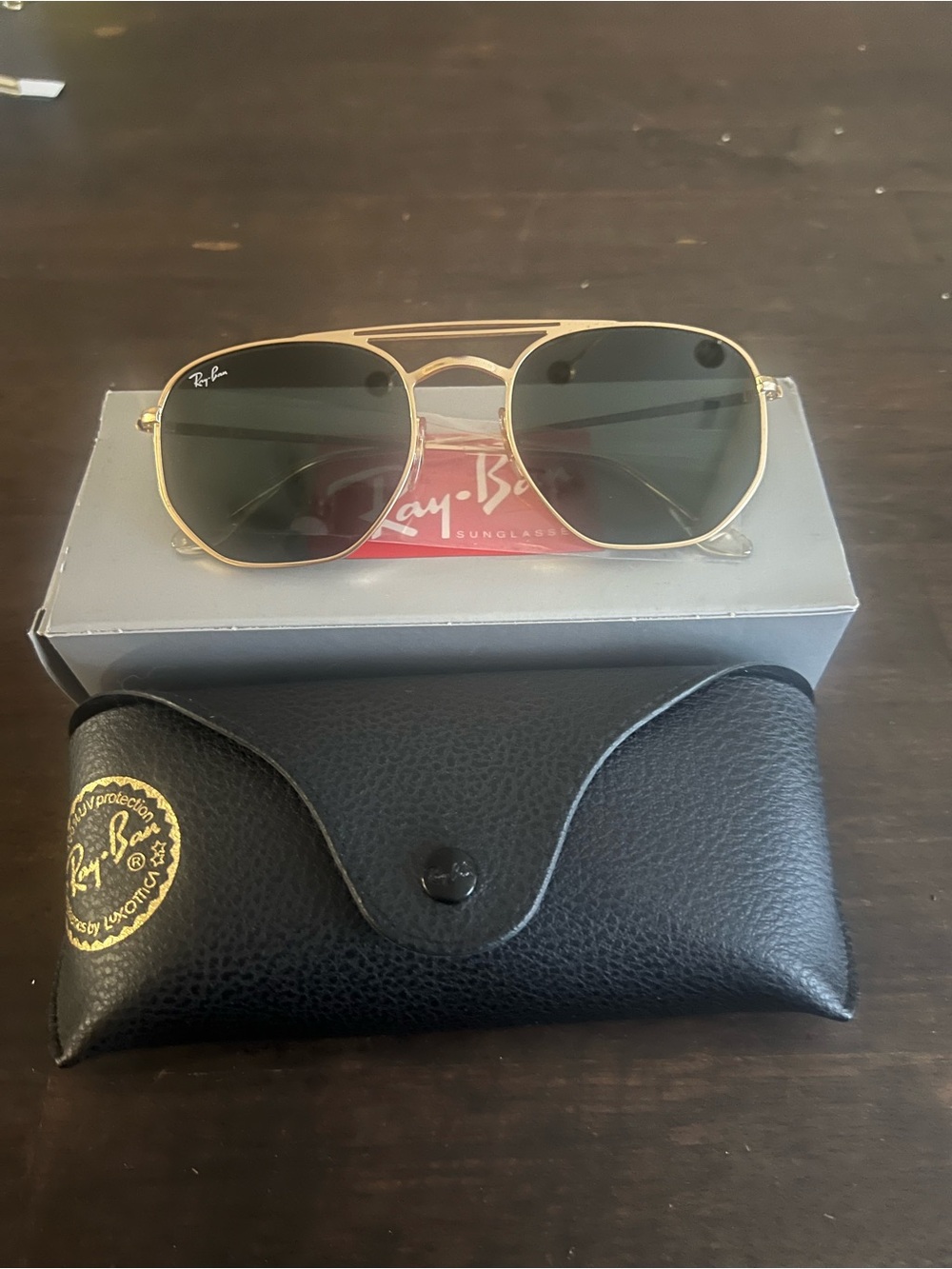 Ray-Ban Unisex Gold Frame Sunglasses with Dark  Lenses